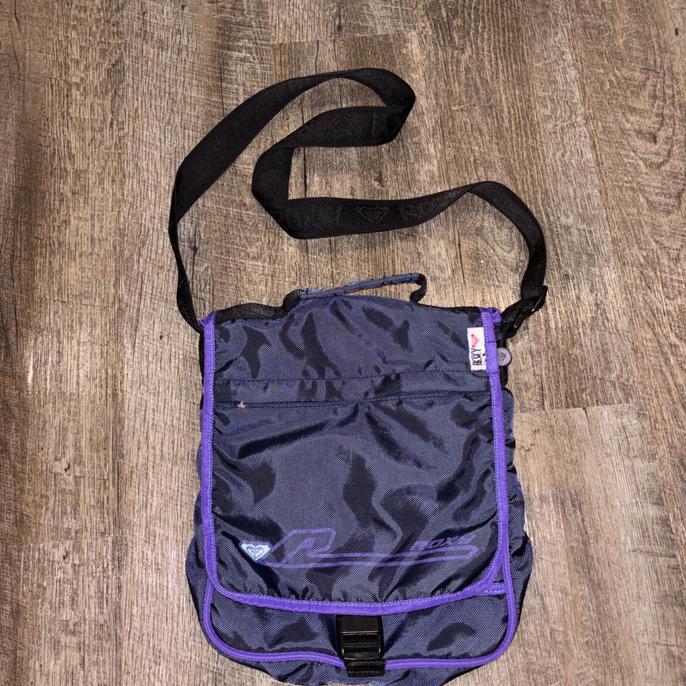 Vintage Roxy purple and black messenger bag